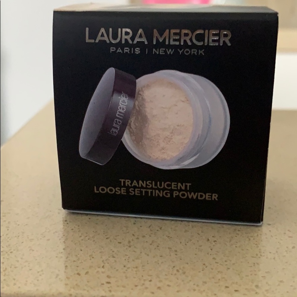 Laura Mercier translucent setting powder
